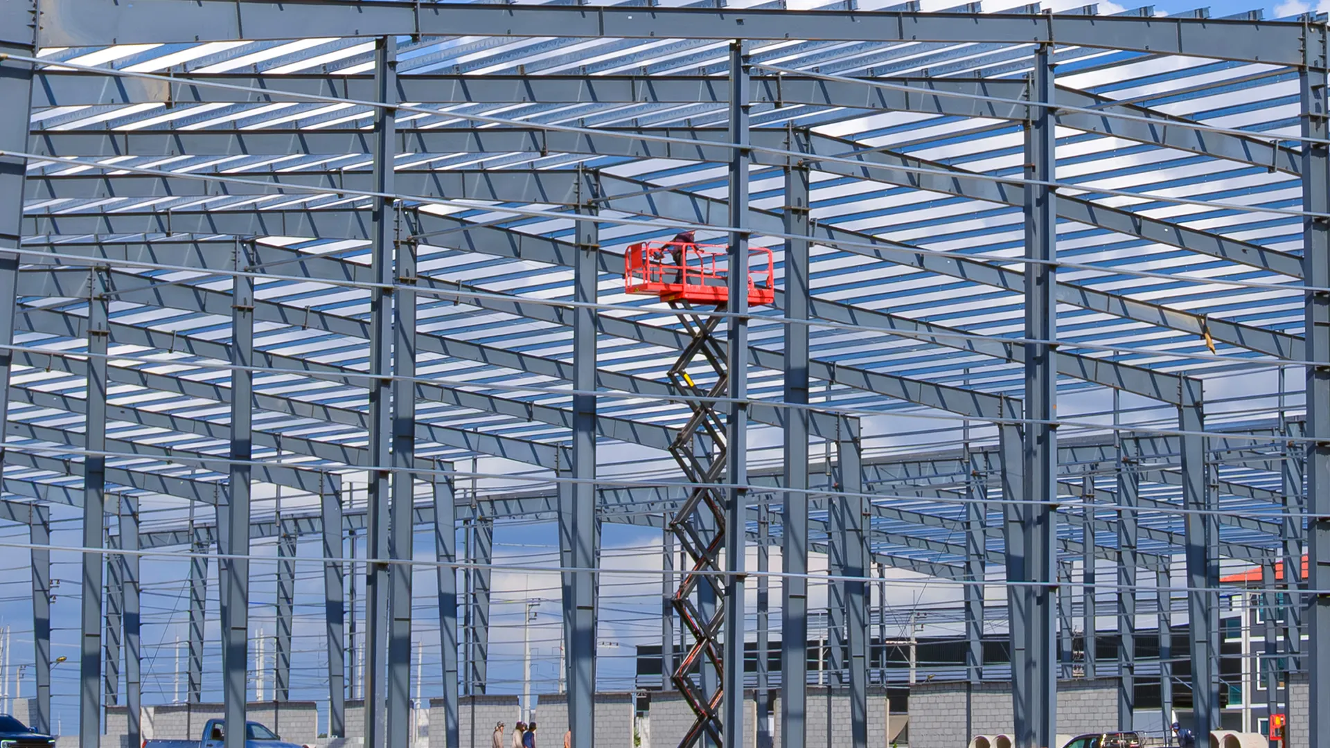 3D BIM Structural Modeling & Clash Detection Feature 3D BIM Structural Modeling & Clash Detection - Synergy PEB Complex Steel Feature